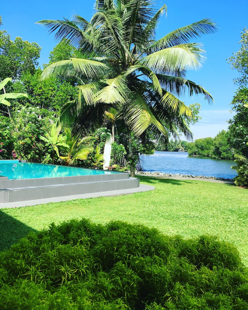 Lagoon Bentota 27/37