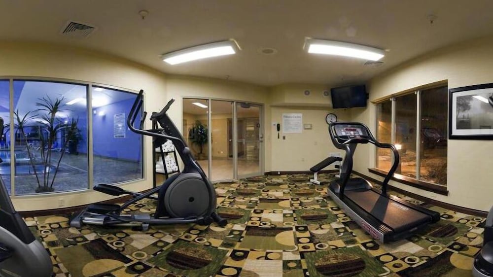 Holiday Inn Express Hotel And Suites Pleasant Prairie Kenosha 20/41