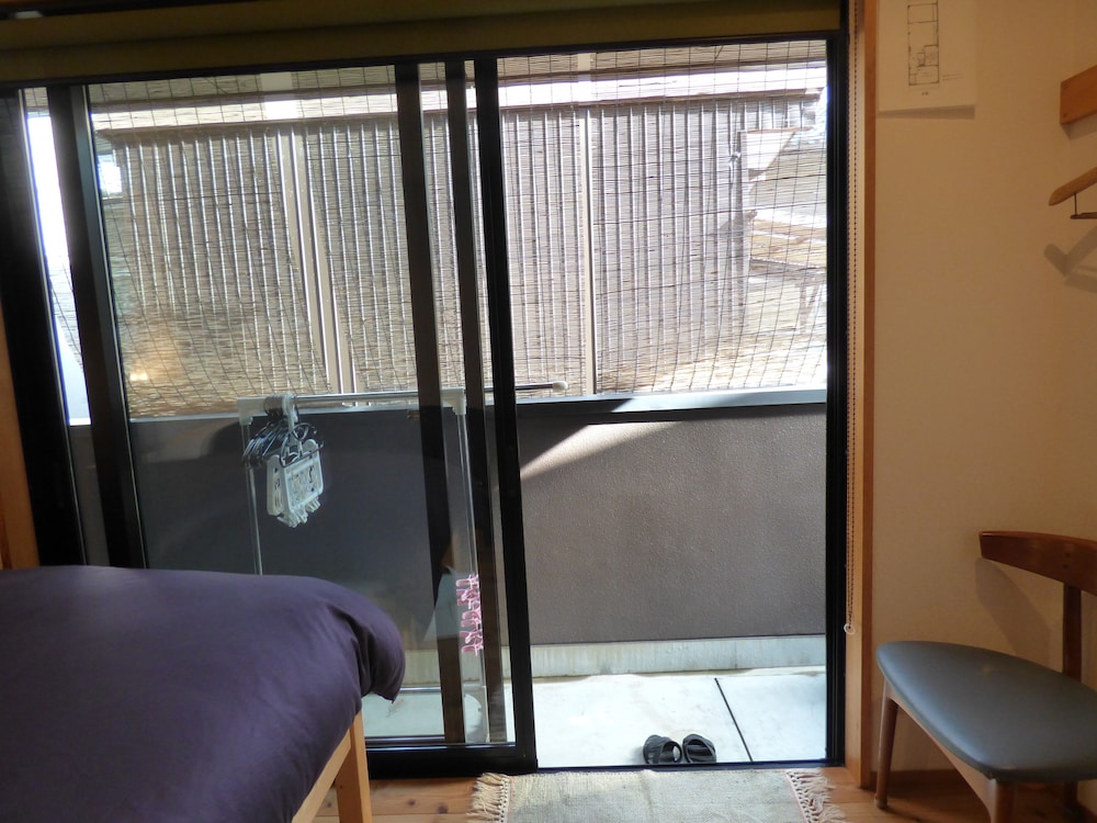 Guesthouse Hyakumanben Cross 21/50
