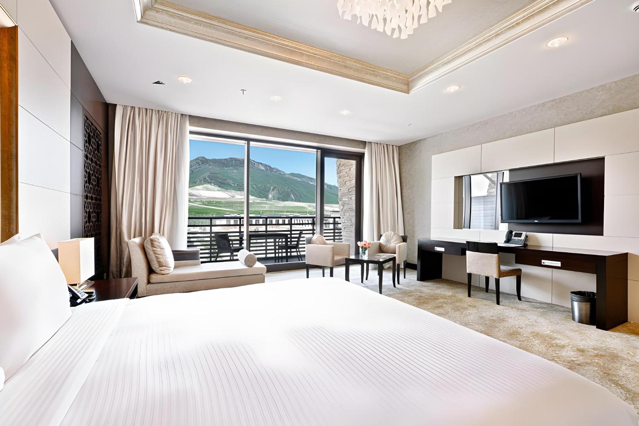 Junior Suite Plaza View