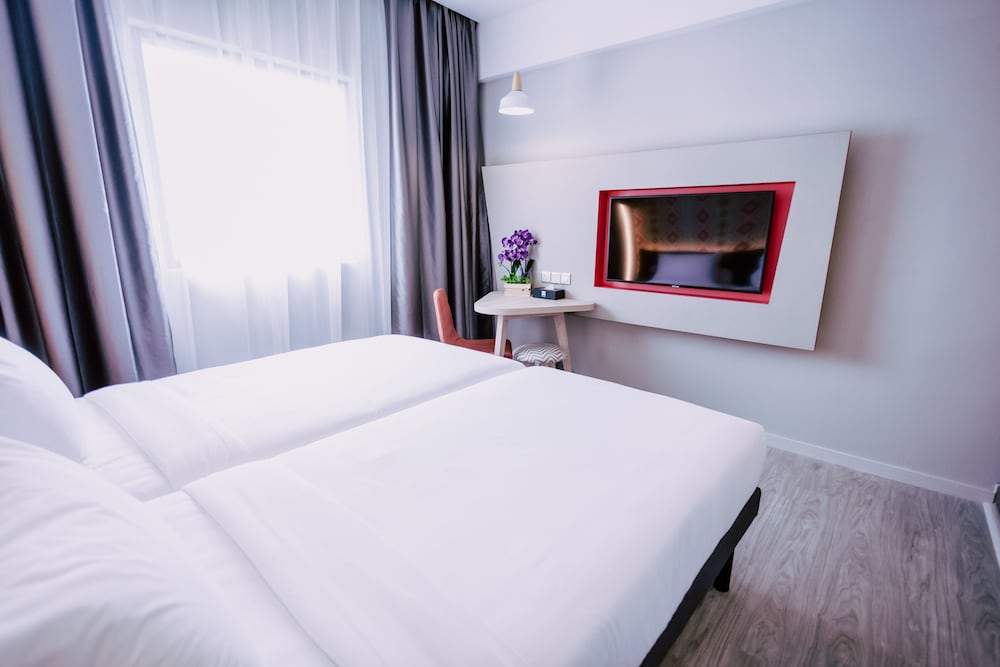 ibis Styles Kota Bharu 8/50