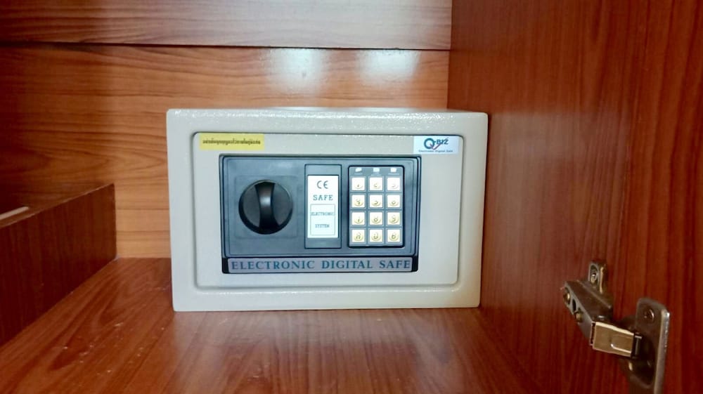 Phunyanuch Hotel 32/50