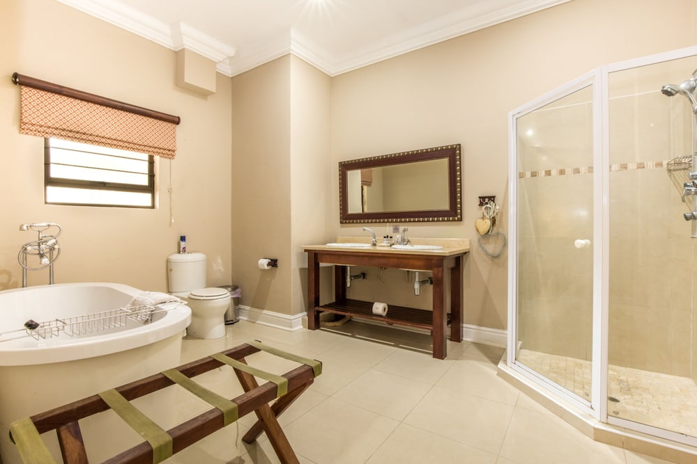 Fairway Guest House 49/50