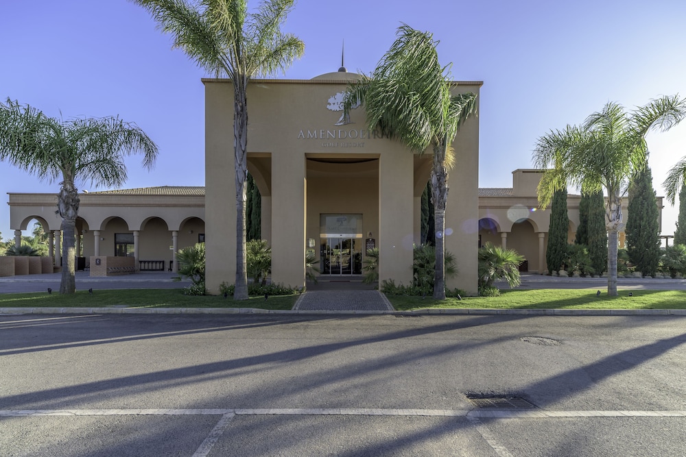 Amendoeira Golf Resort 68/76