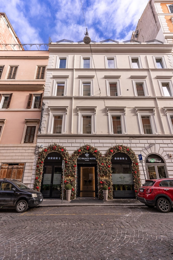 CC Palace Hotel 49/58