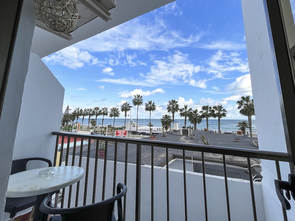 Hostal Beatriz 4/50