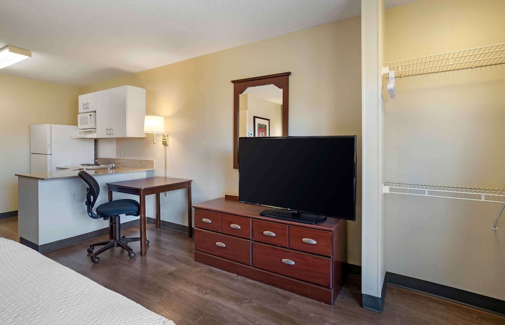 Extended Stay America Frederick - Westview Drive 44/53