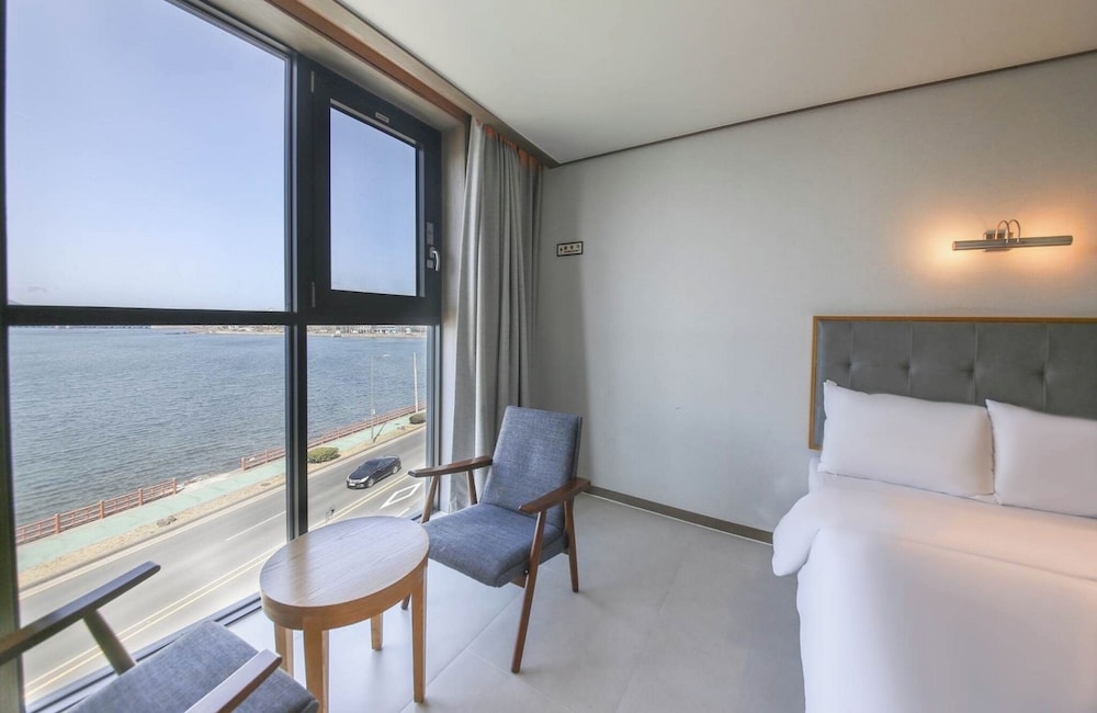 Sunrise Hotel Sungsan 41/62