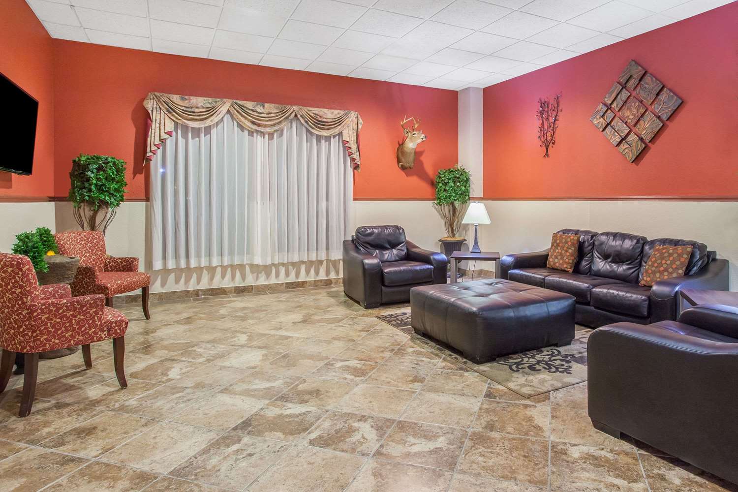 Days Inn & Suites by Wyndham Mt Pleasant 8/16