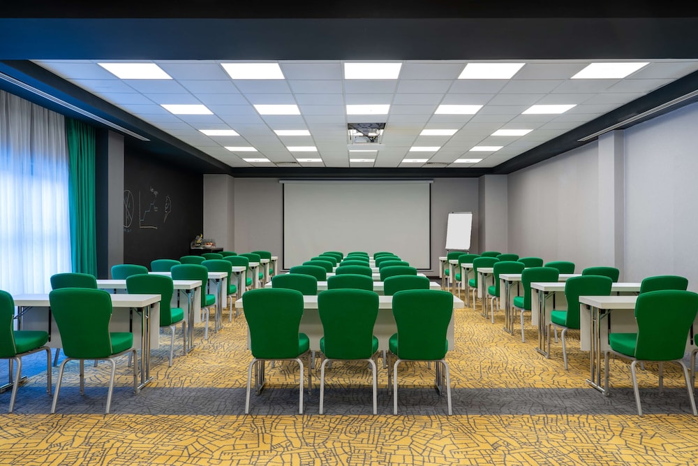 Park inn By Radisson Nairobi Westlands 54/69