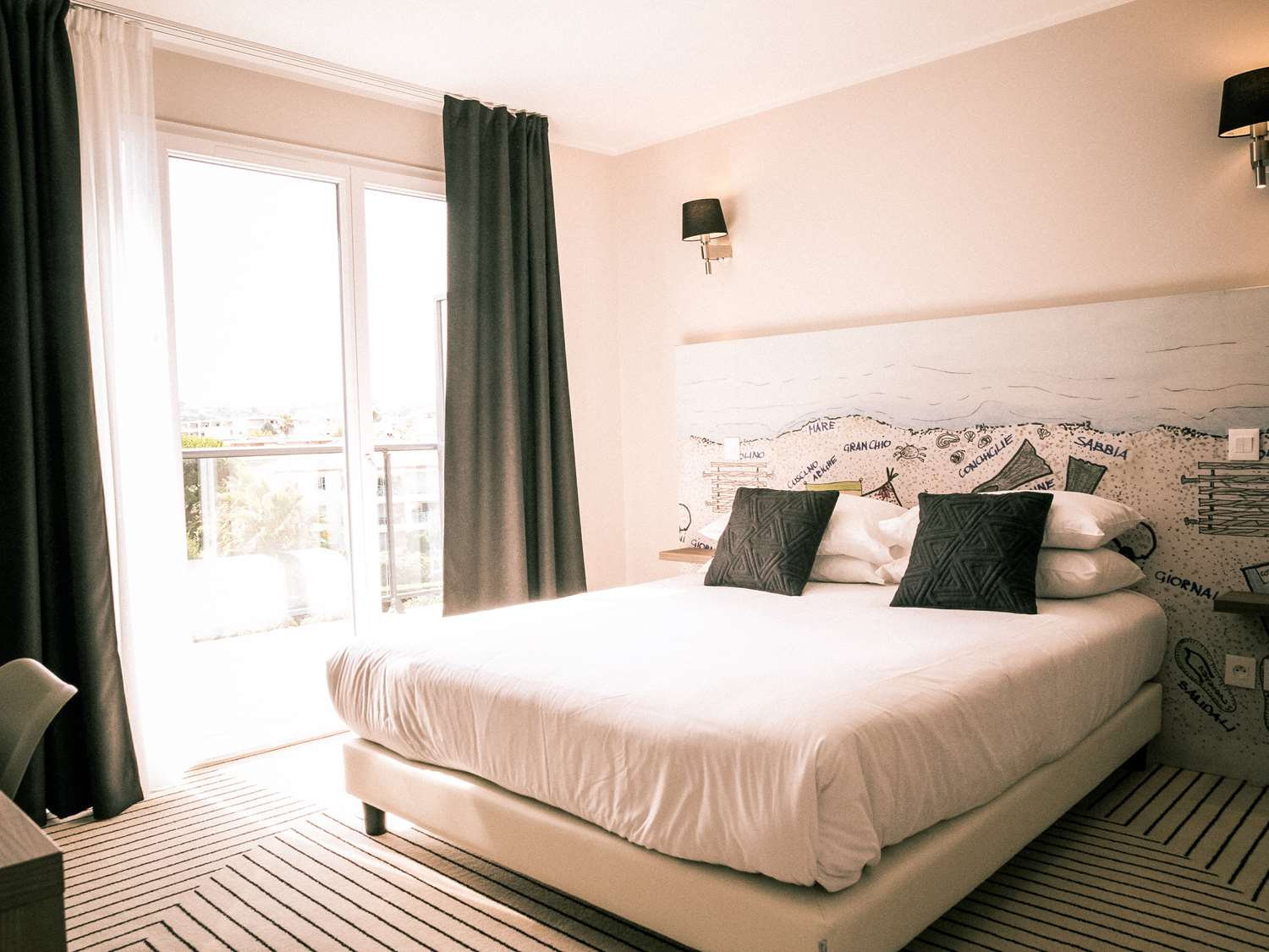 Deluxe, King Bed, Sea View, Balcony