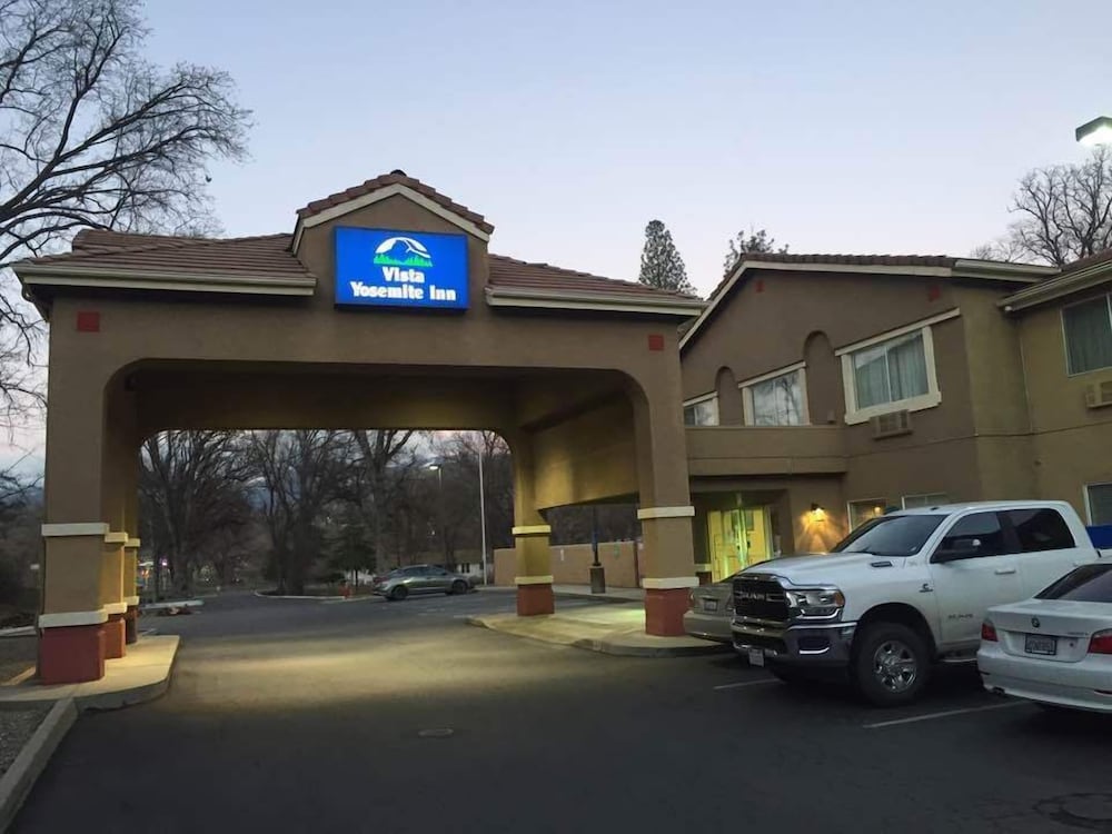 Americas Best Value Inn Yosemite image