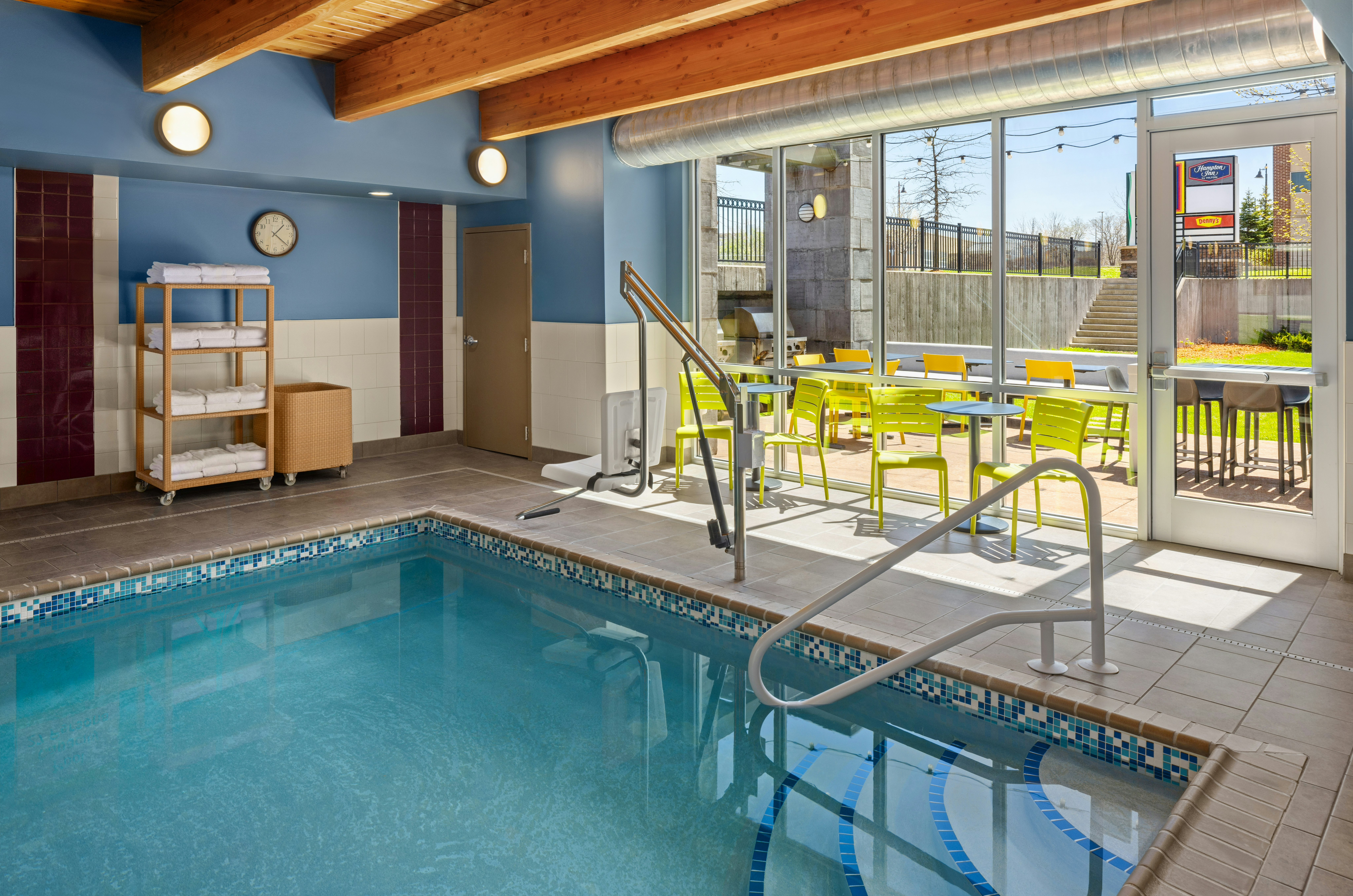 Home2 Suites by Hilton Roseville Minneapolis 6/25