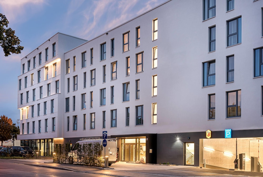 elaya hotel augsburg, Trademark by Wyndham 2/36