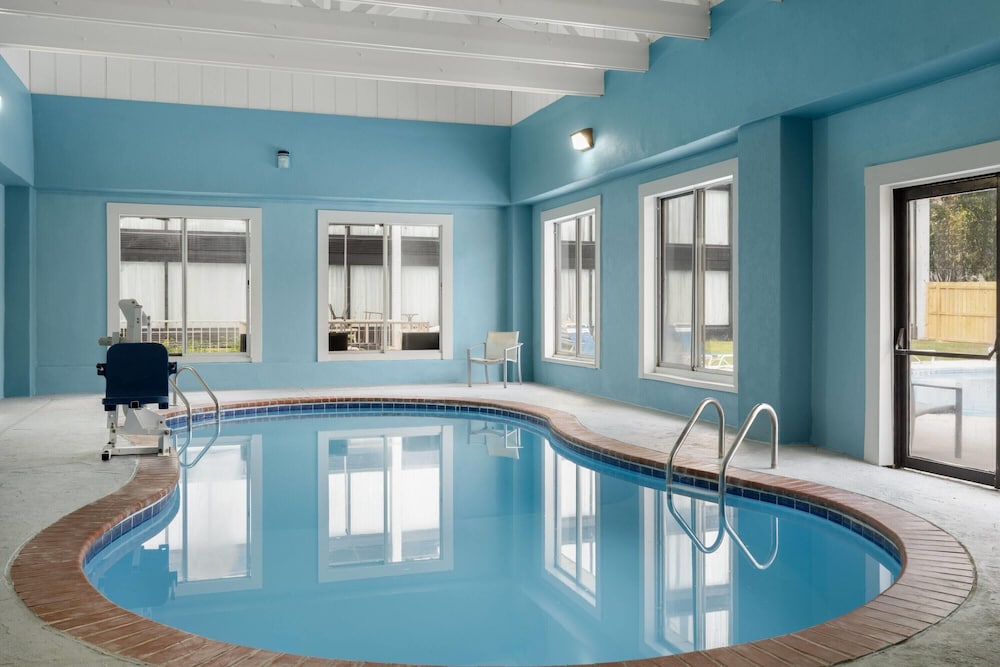 Baymont by Wyndham Williamsburg I-64 22/51