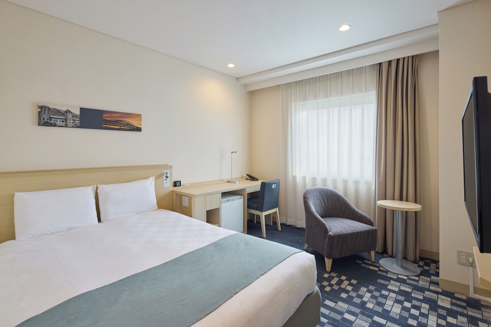 ROOM, DOUBLE BED