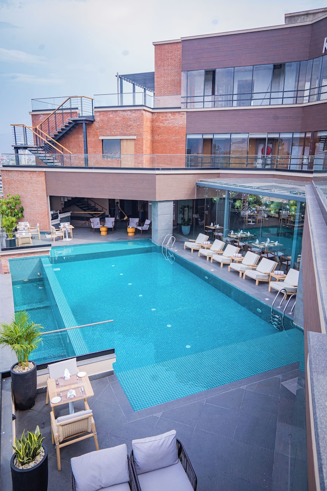 Hotel Barahi Kathmandu 63/70