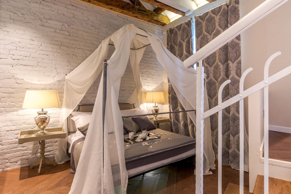 Procurator 7 Luxury Rooms 33/72