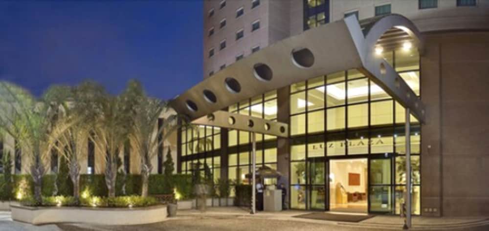 LUZ PLAZA 5/55