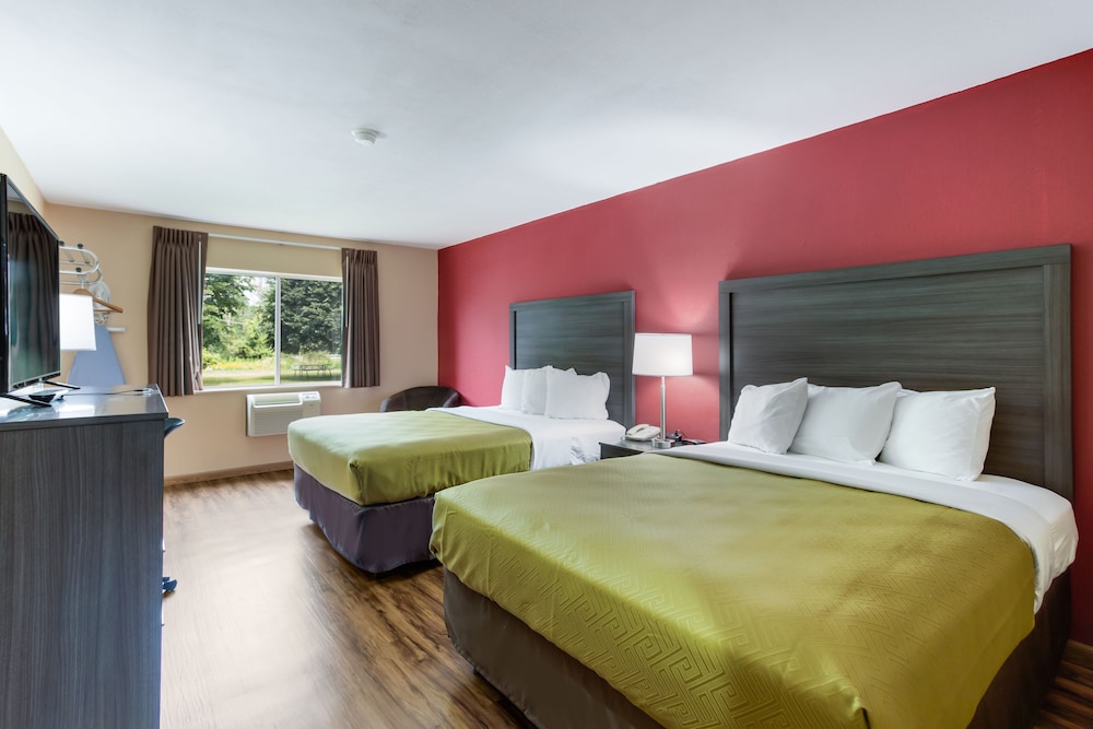 Econo Lodge Painted Post - Corning 13/23