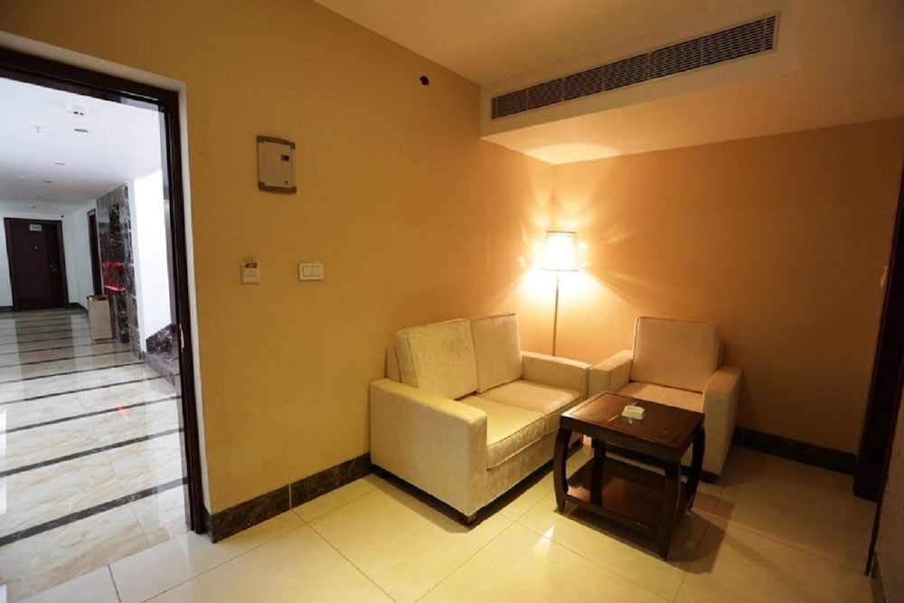 Hotel The Raso 24/28