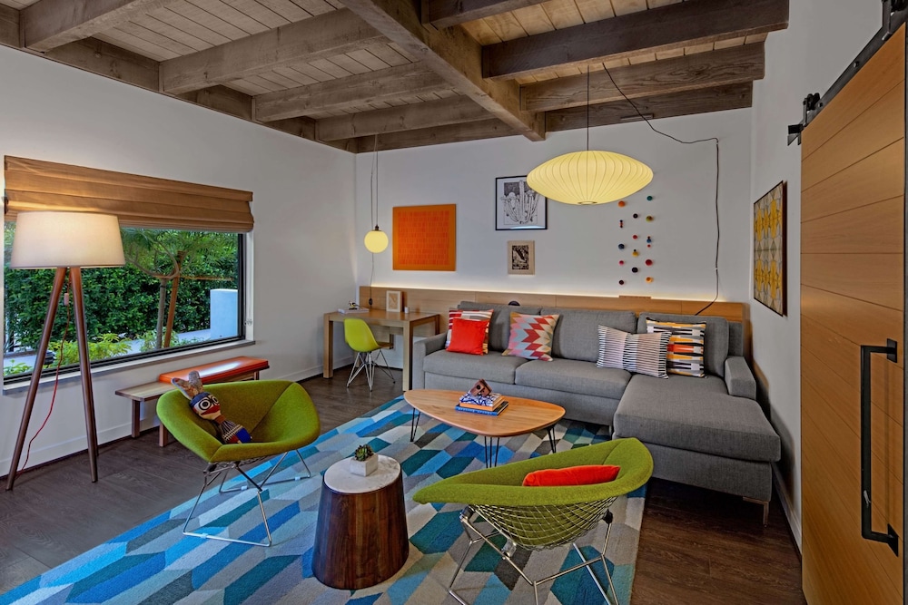 Andaz Scottsdale Resort And Bungalows 52/77