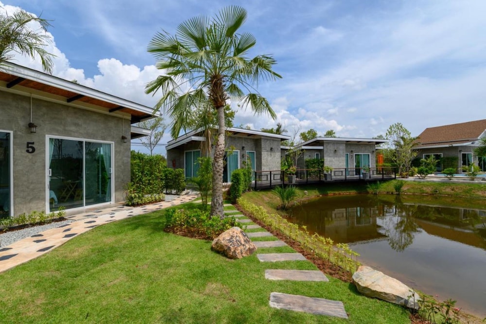 Loftpical Resort 30/49