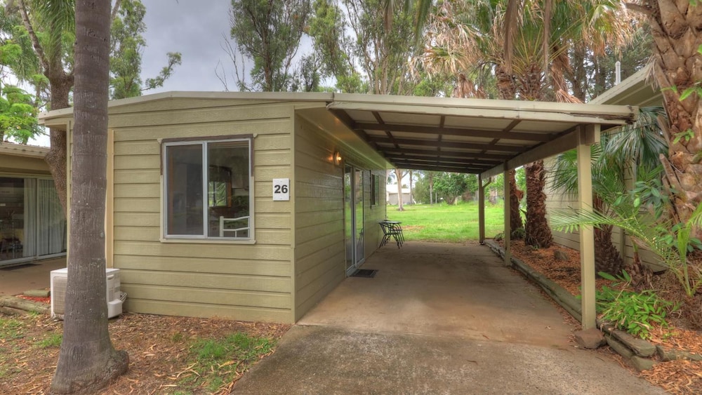 Glenwood Tourist Park 4/60