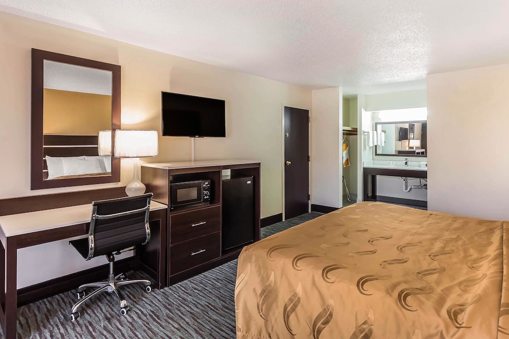 Quality Inn South Boston - Danville East 13/42