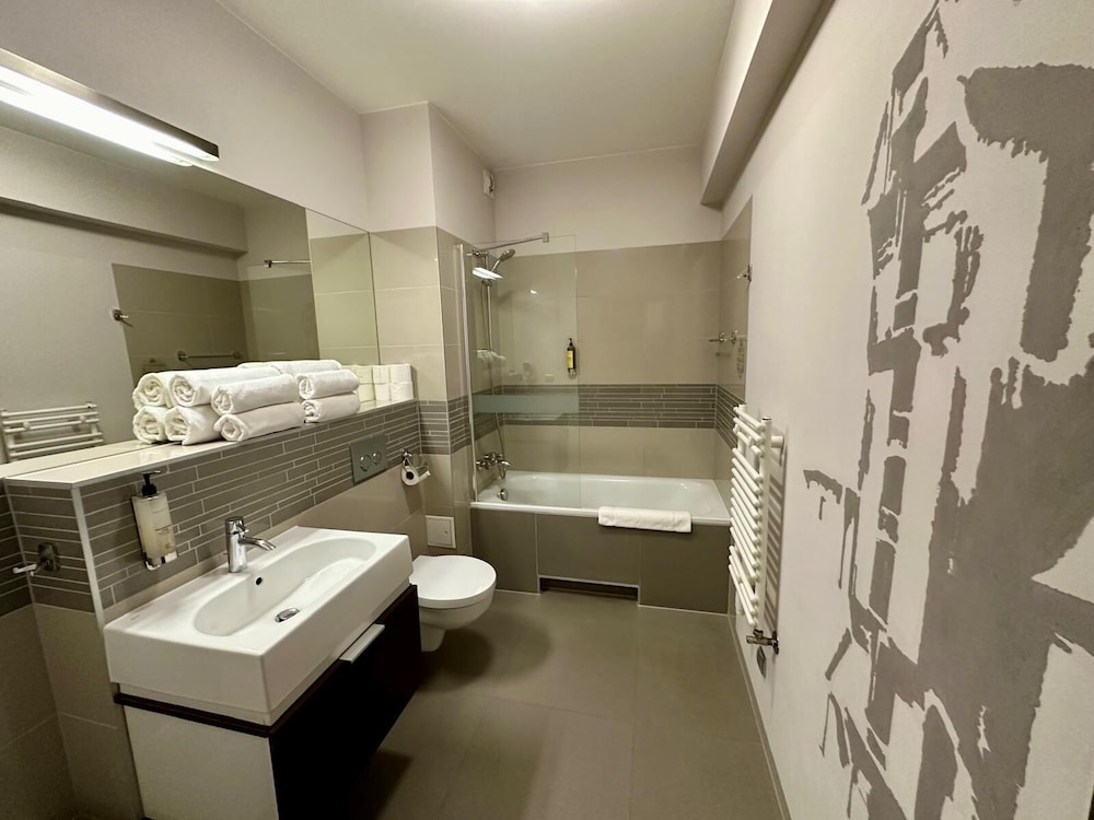 Golden Tulip Gdansk Residence 58/60