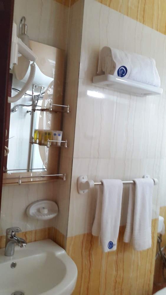 C Fun Addis Hotel 50/50