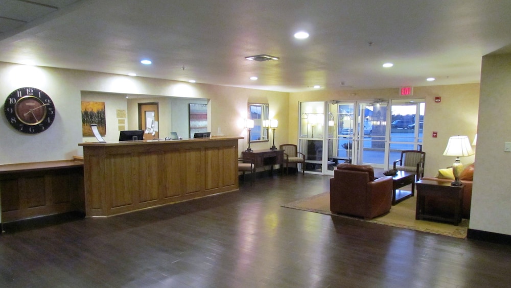 Oak Hill Inn and Suites 4/62
