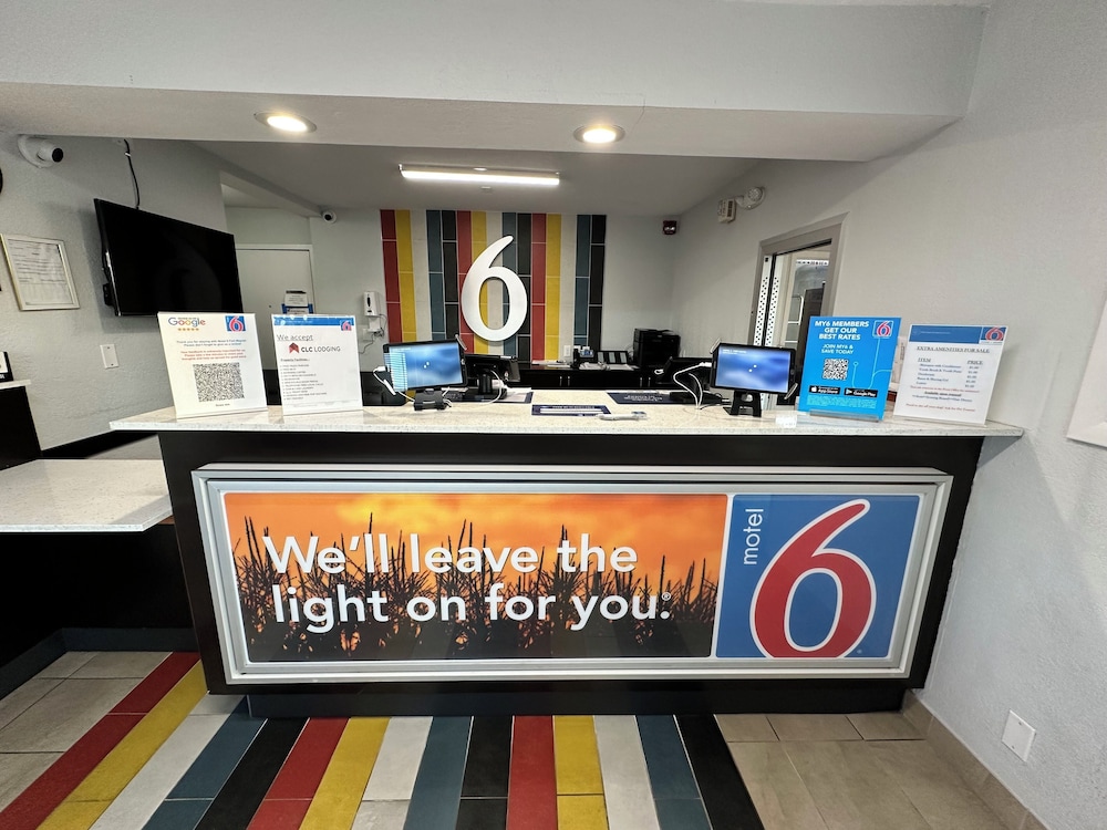 Motel6 Fort Wayne, IN 14/62