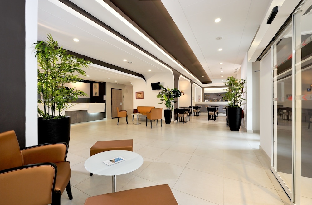 Residence Resideal Premium Cannes 24/42