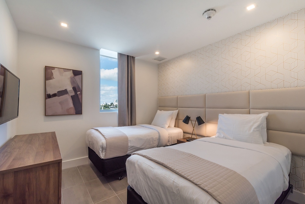 Vhc Luxury Apartments 11/67
