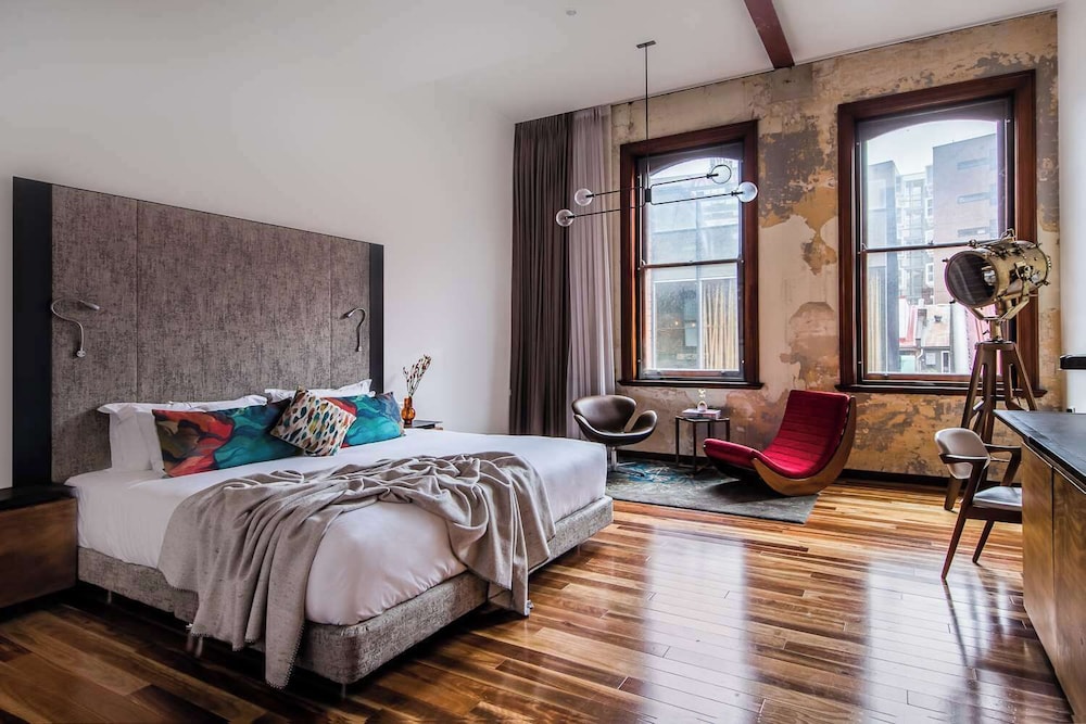 King Bed