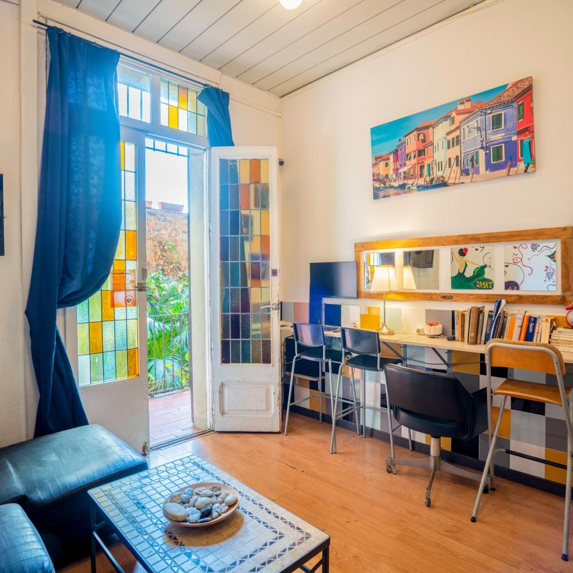 Casa Barcelo Hostel 41/55