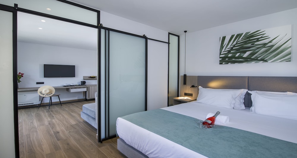 Myrion Beach Resort and Spa 60/97