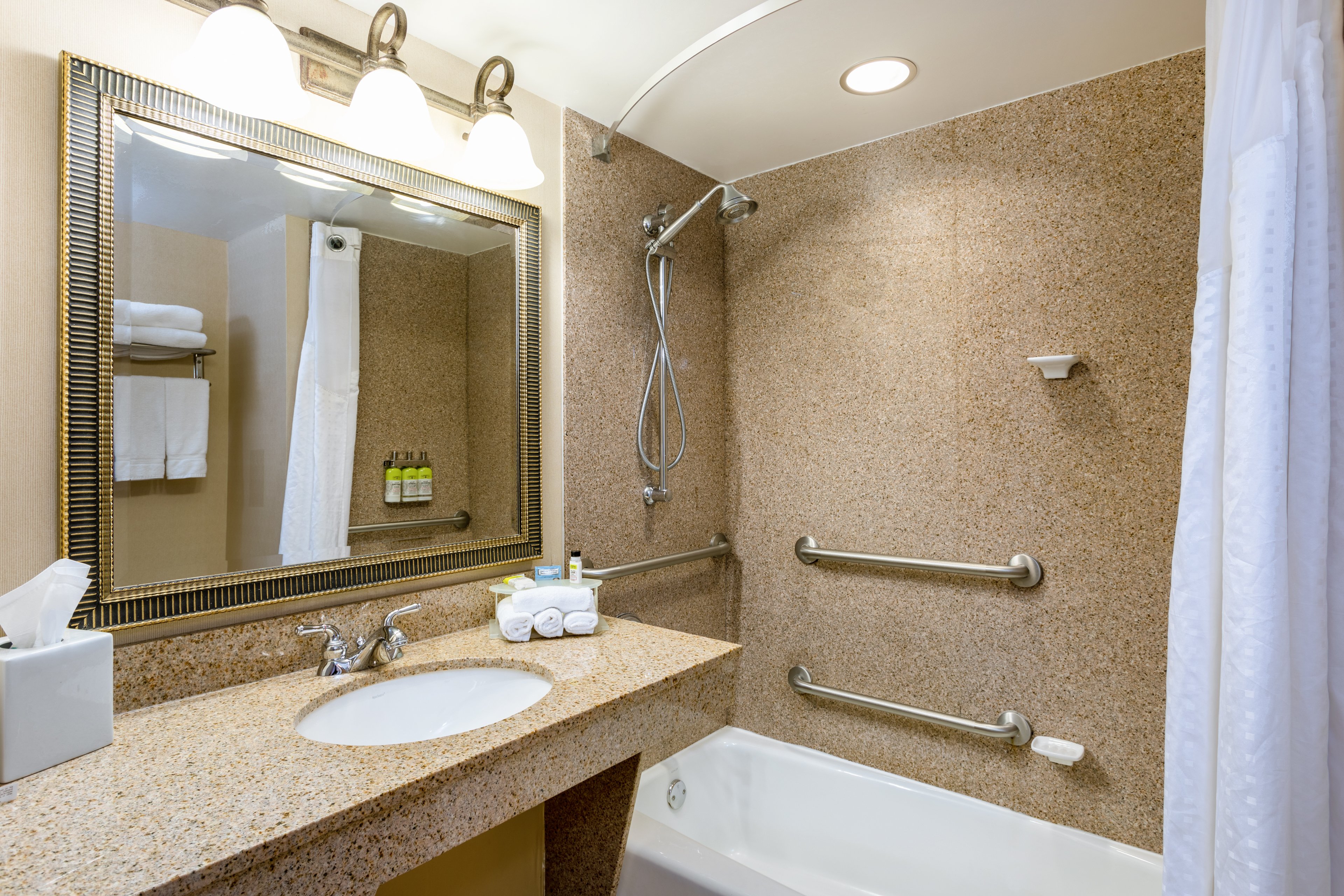 Holiday Inn Express & Suites Bradenton East-Lakewood Ranch 47/50