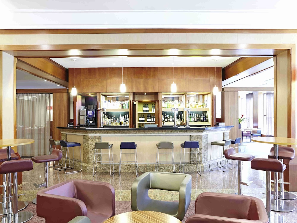 Novotel Bristol Centre 43/64