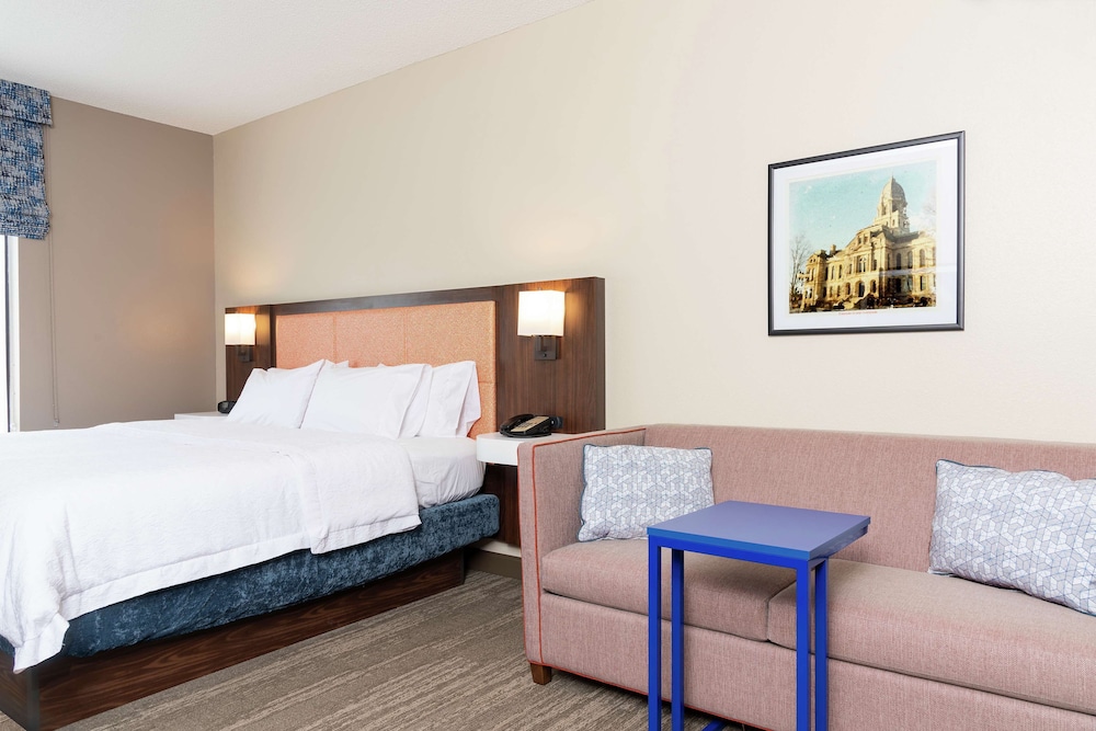 Hampton Inn Warsaw 7/35