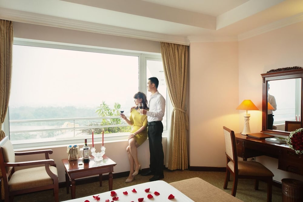 Muong Thanh Grand Phuong Dong Hotel 24/44