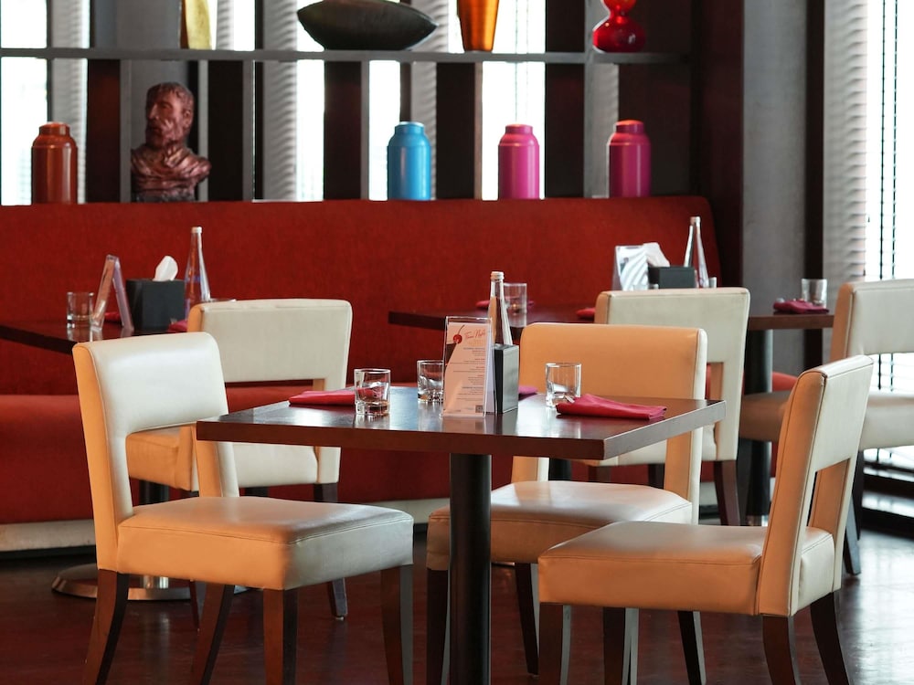 Movenpick Grand Al Bustan Dubai 53/64