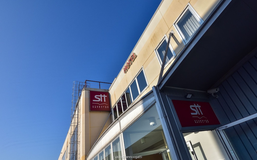 Standard Hotel Udine 1/57