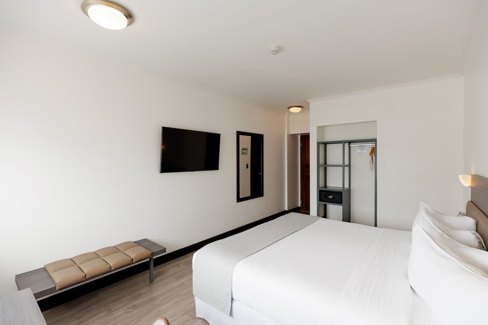 غرفة بسرير كوين لذوي الإعاقة، Parque Del Lago Hotel 4/9