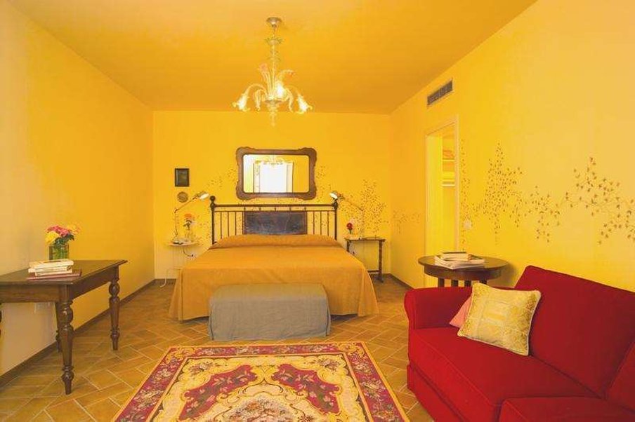 VILLA ZUCCARI 12/27