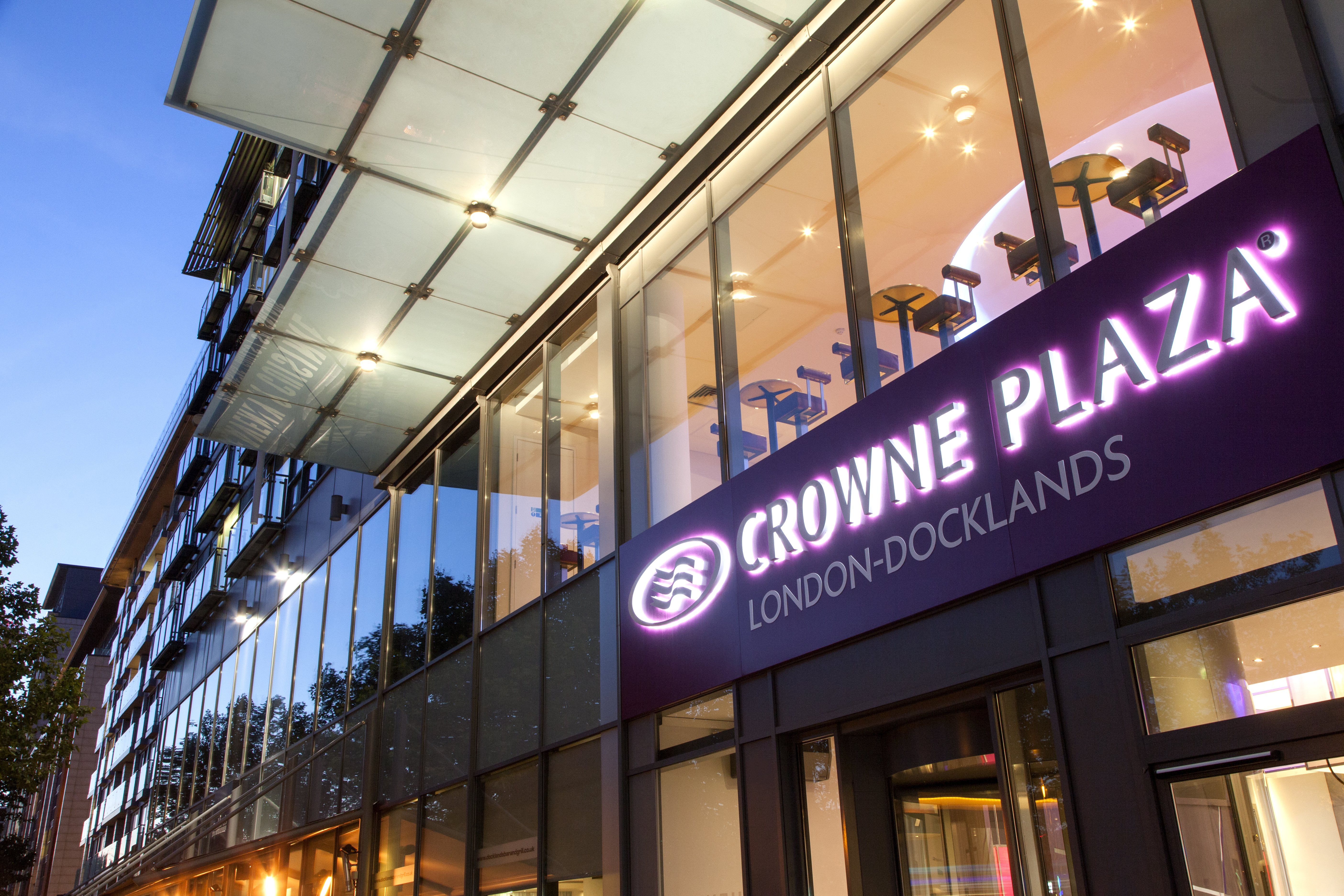 CROWNE PLAZA LONDON DOCKLANDS 3/71