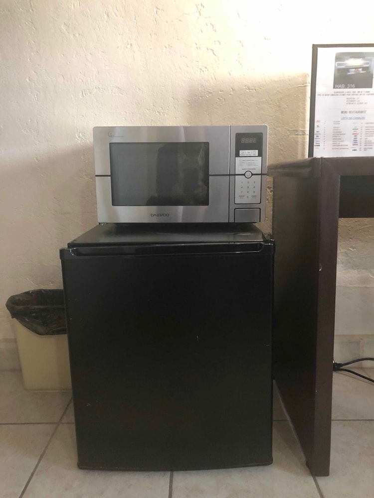 Real Inn De Tijuana Boulevard Agua Caliente 10/50