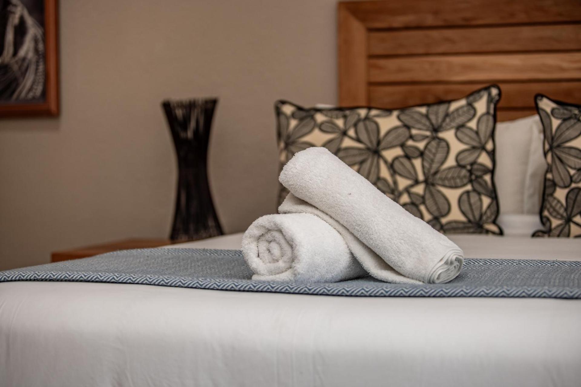 bushbaby valley lodge