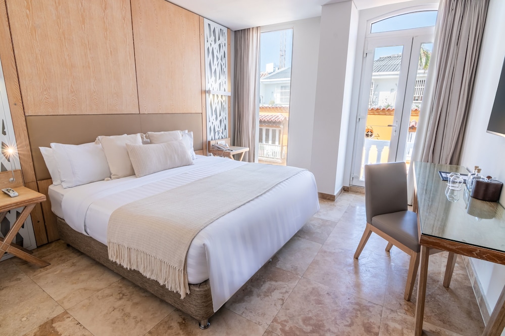 Room LUXURY